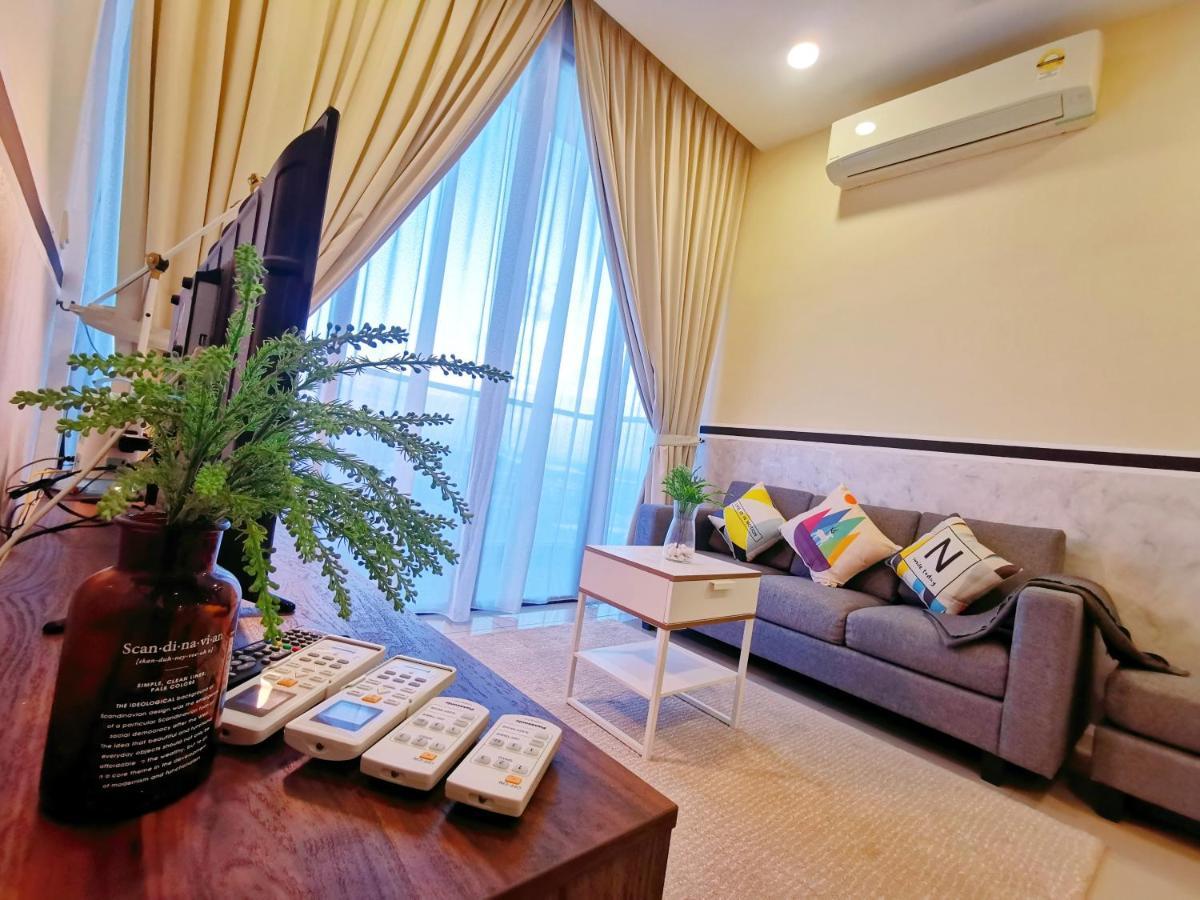 Legoland-Happyrainbow Suite At D'Pristine-8Pax With Lakeview Нусаджайя Экстерьер фото